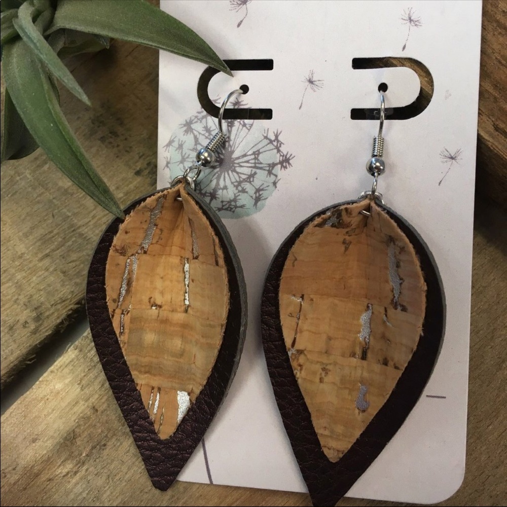 Double sided leather/cork earrings